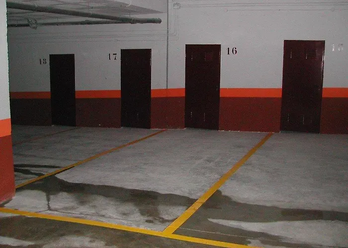 Naranjos Mar. * Marbella